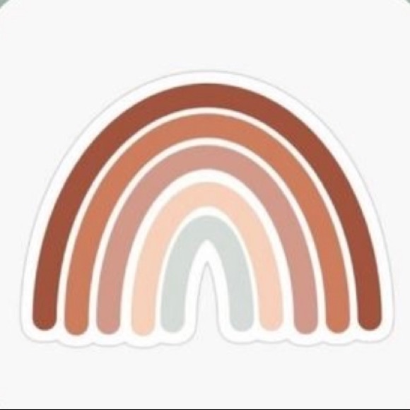 Meet your Posher, Camille - Picture 3 of 4